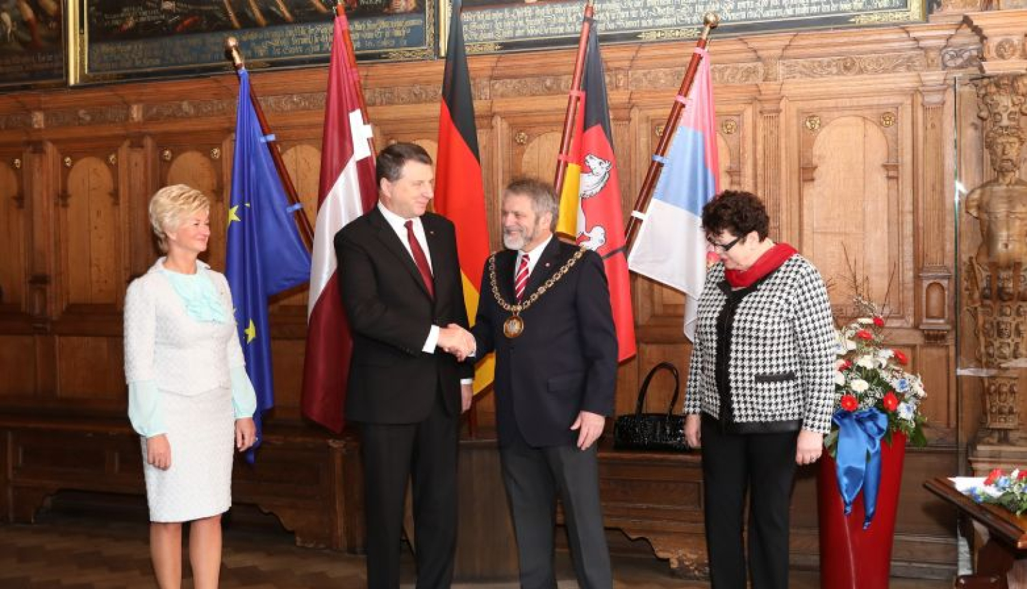 Valsts prezidents Raimonds Vējonis valsts vizītes Vācijā laikā apmeklē Līneburgu