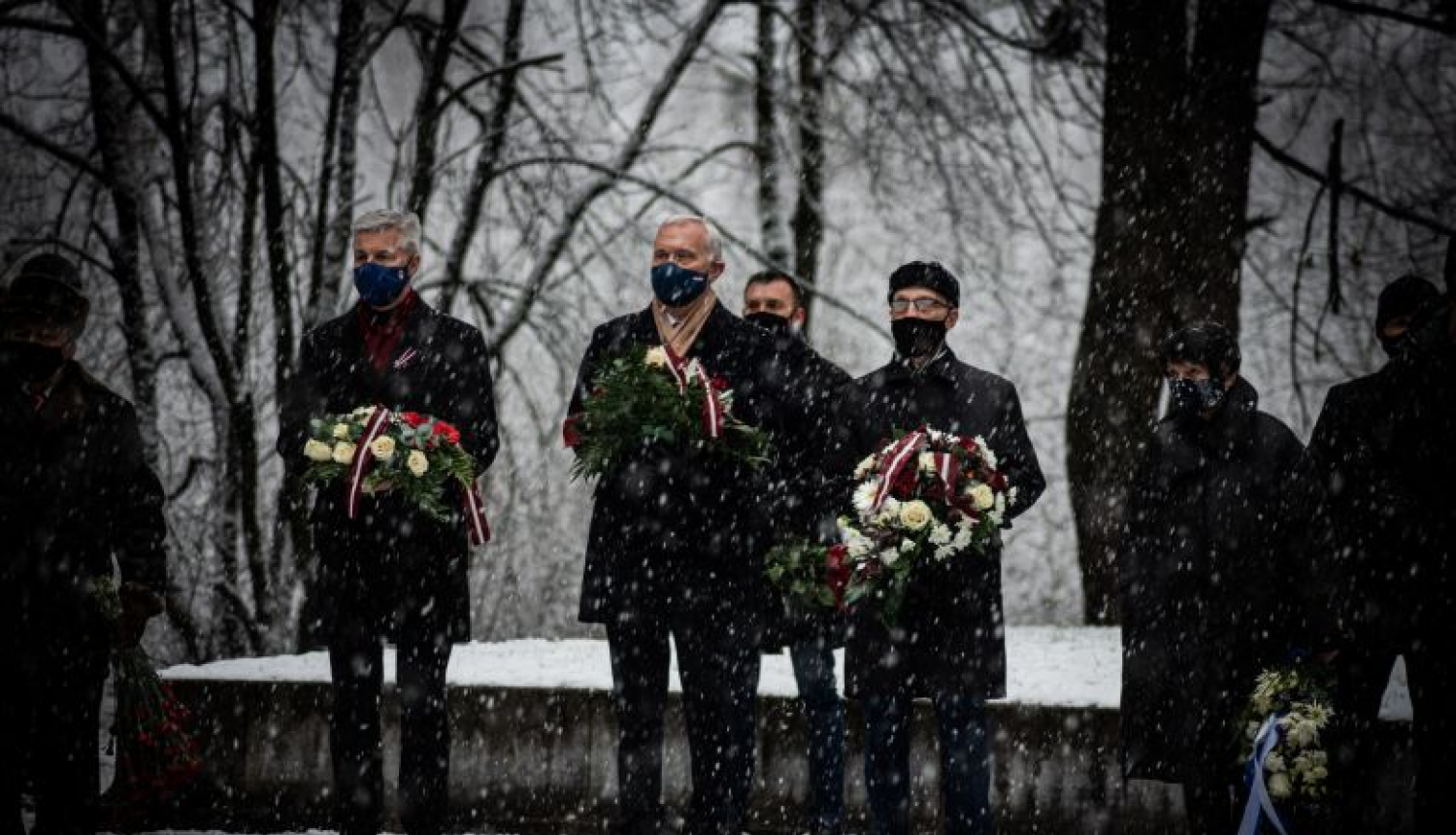 Valsts prezidenta kancelejas vadītājs Andris Teikmanis piemin Rumbulas traģēdijas upurus