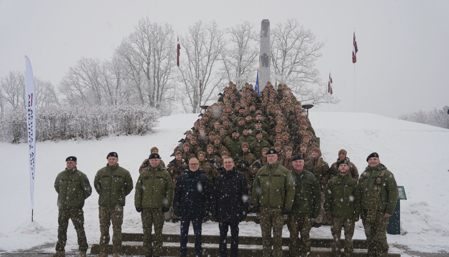 Valsts prezidenta Edgara Rinkēviča uzruna rezervistu militārās apmācības kursa zvēresta un izlaiduma ceremonijā