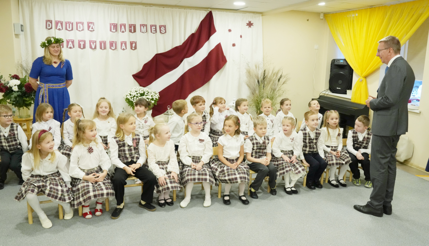 Valsts prezidents apmeklē Ogres pirmsskolas izglītības iestādi “Strautiņš”