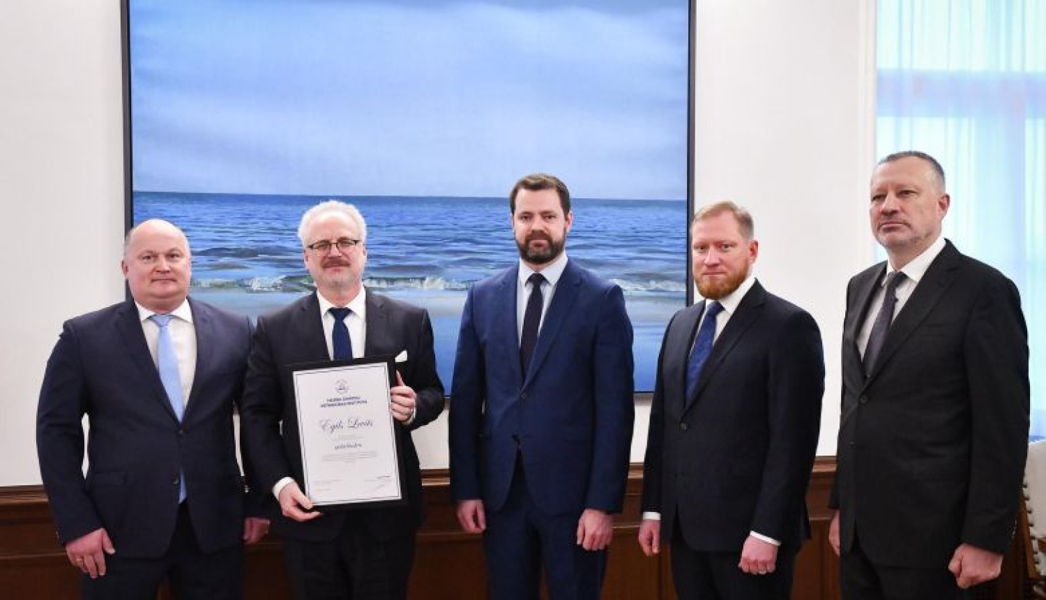 Valsts prezidents tiekas ar Tiesību zinātņu pētniecības institūta pārstāvjiem