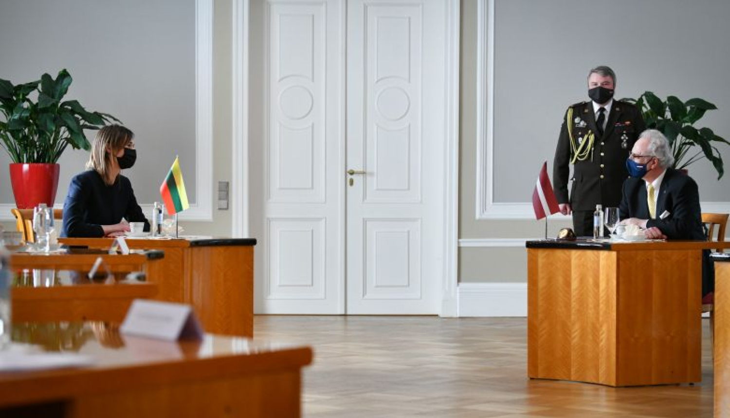 Valsts prezidents un Lietuvas Seima priekšsēdētāja vienisprātis, ka Latvijas un Lietuvas divpusējam dialogam jābūt vēl ciešākam