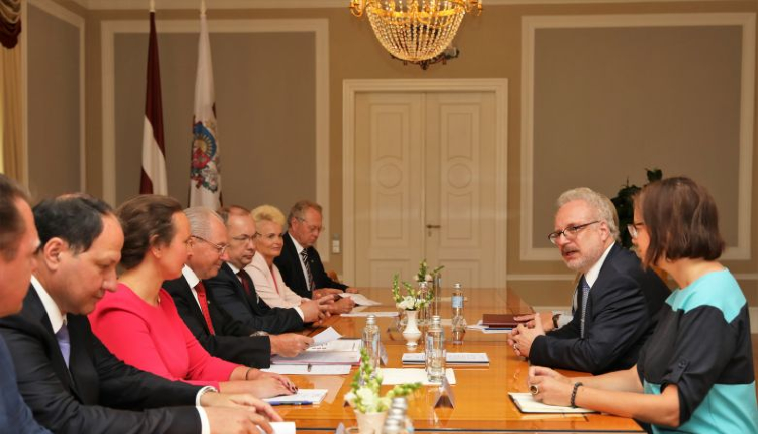 Valsts prezidenta un LDDK tikšanās laikā runā par Latvijas līderpozīciju nostiprināšanu digitālo inovāciju laukā Ziemeļeiropā