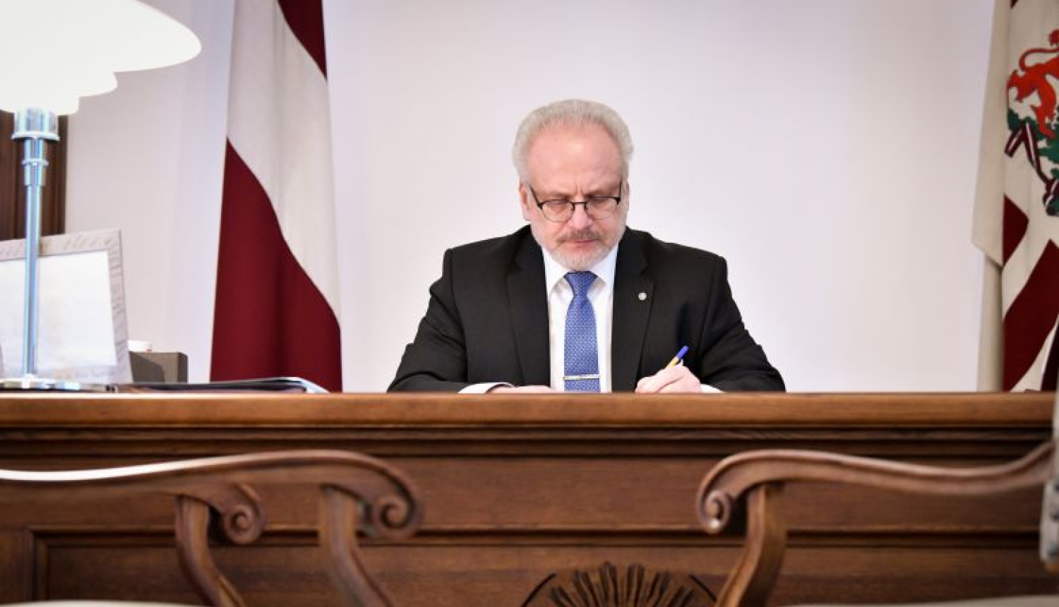 Valsts prezidents izskatījis 15 notiesāto personu apžēlošanas lūgumus