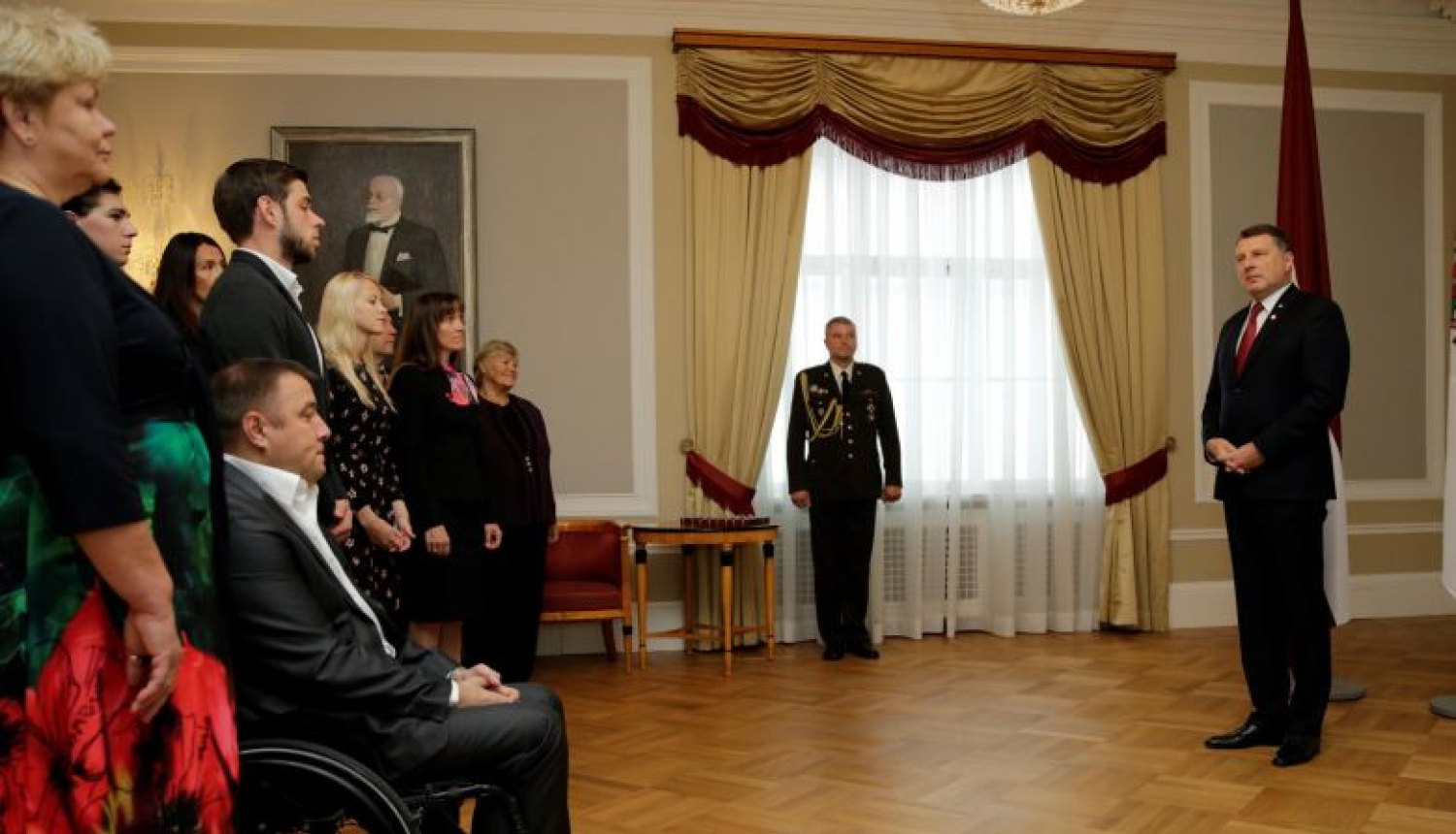 Valsts prezidents Rīgas pilī sveic Latvijas paraolimpiešus