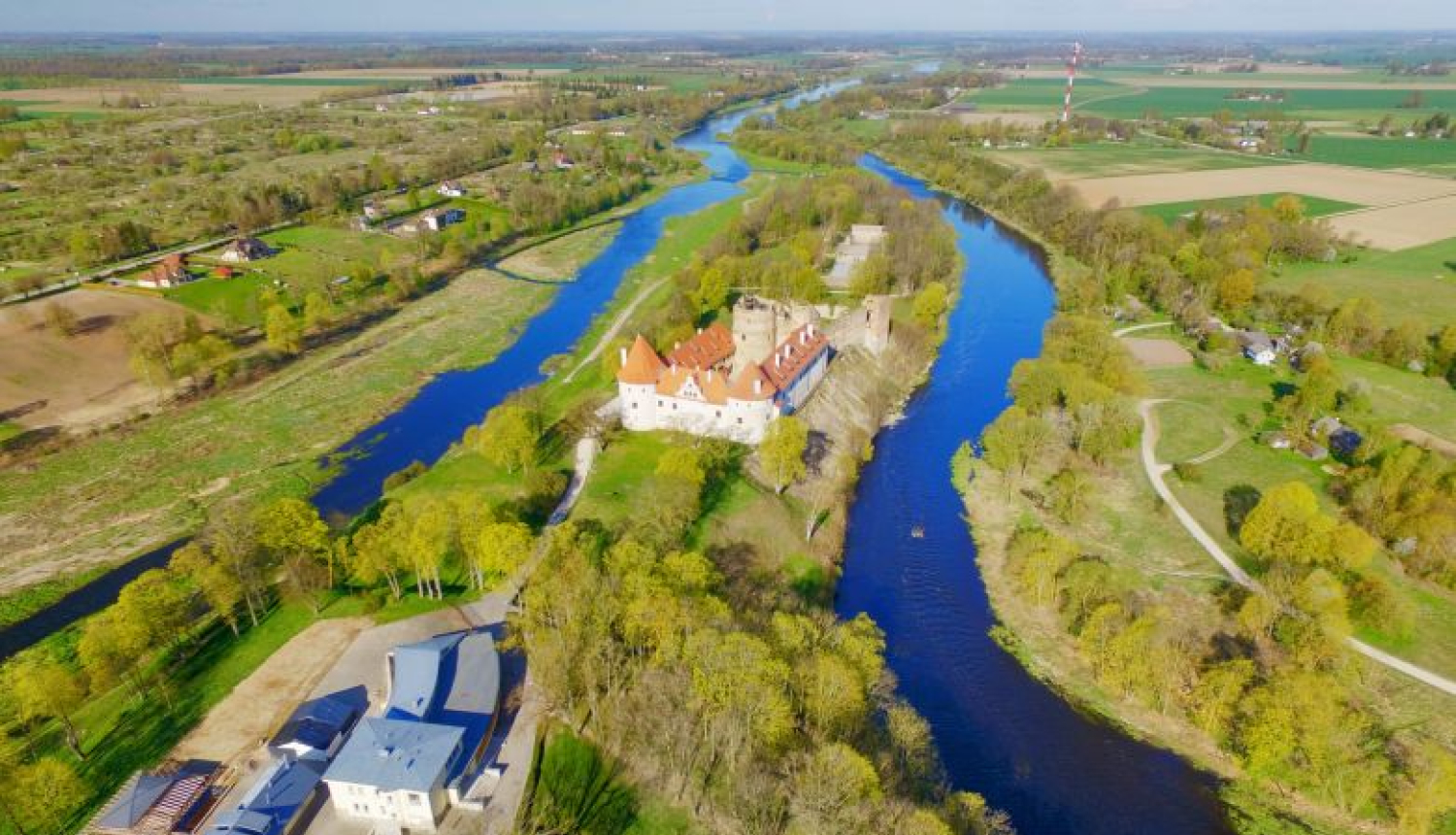 Apļa diskusijā “Jaunietis. Valstsgriba. Demokrātija” Valsts prezidents Bauskā ar jauniešiem diskutēs par jauniešu lomu demokrātijas procesos