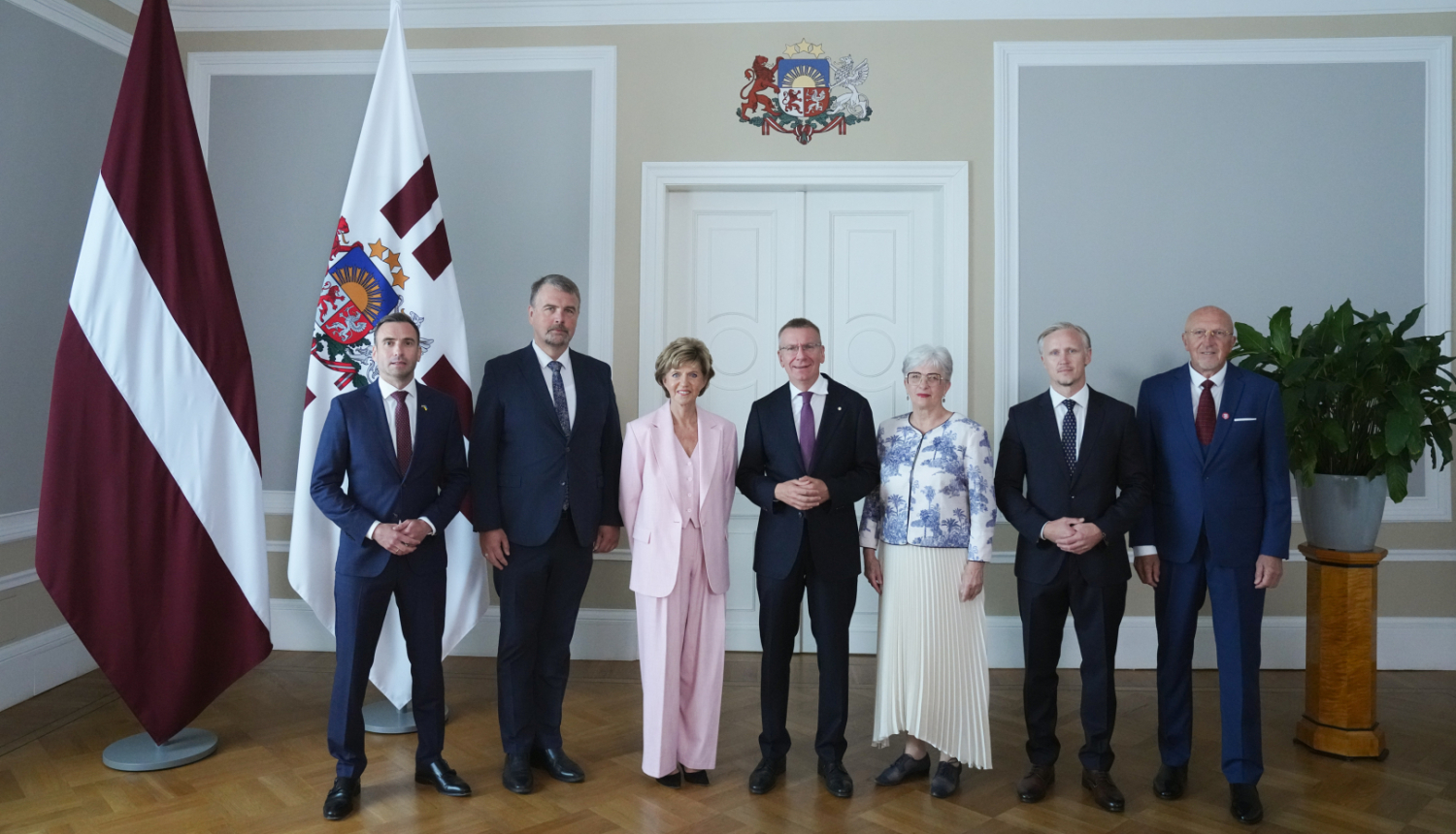 21.08.2025. Valsts prezidenta Edgara Rinkēviča tikšanās ar Eiropas Parlamenta deputātiem no Latvijas