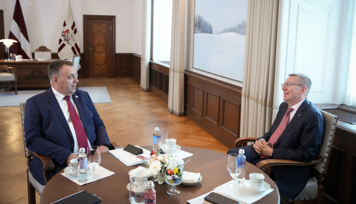 Valsts prezidents tiekas ar Latvijas Olimpiskās komitejas prezidentu