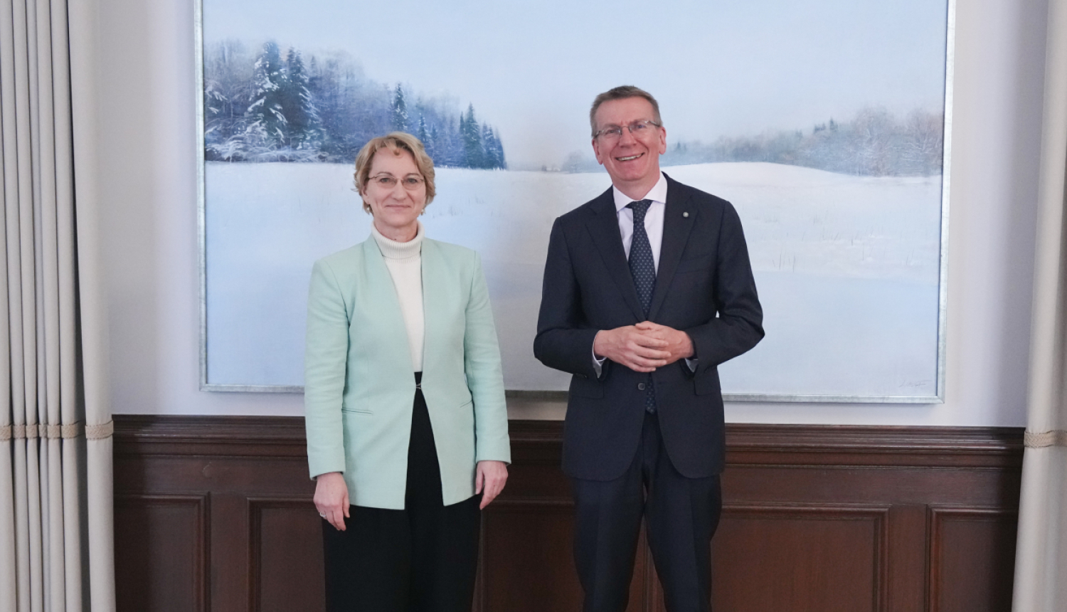 14.04.2025. Valsts prezidenta Edgara Rinkēviča tikšanās ar izglītības un zinātnes ministri Daci Melbārdi