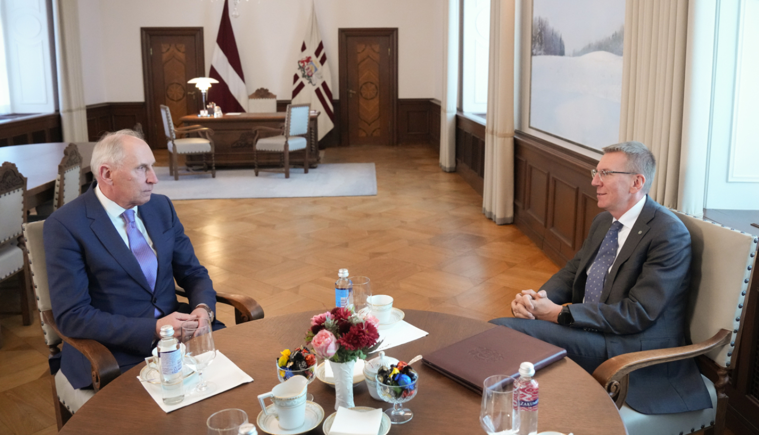 Valsts prezidenta Edgara Rinkēviča tikšanās ar Ventspils valstspilsētas domes priekšsēdētāju Jāni Vītoliņu