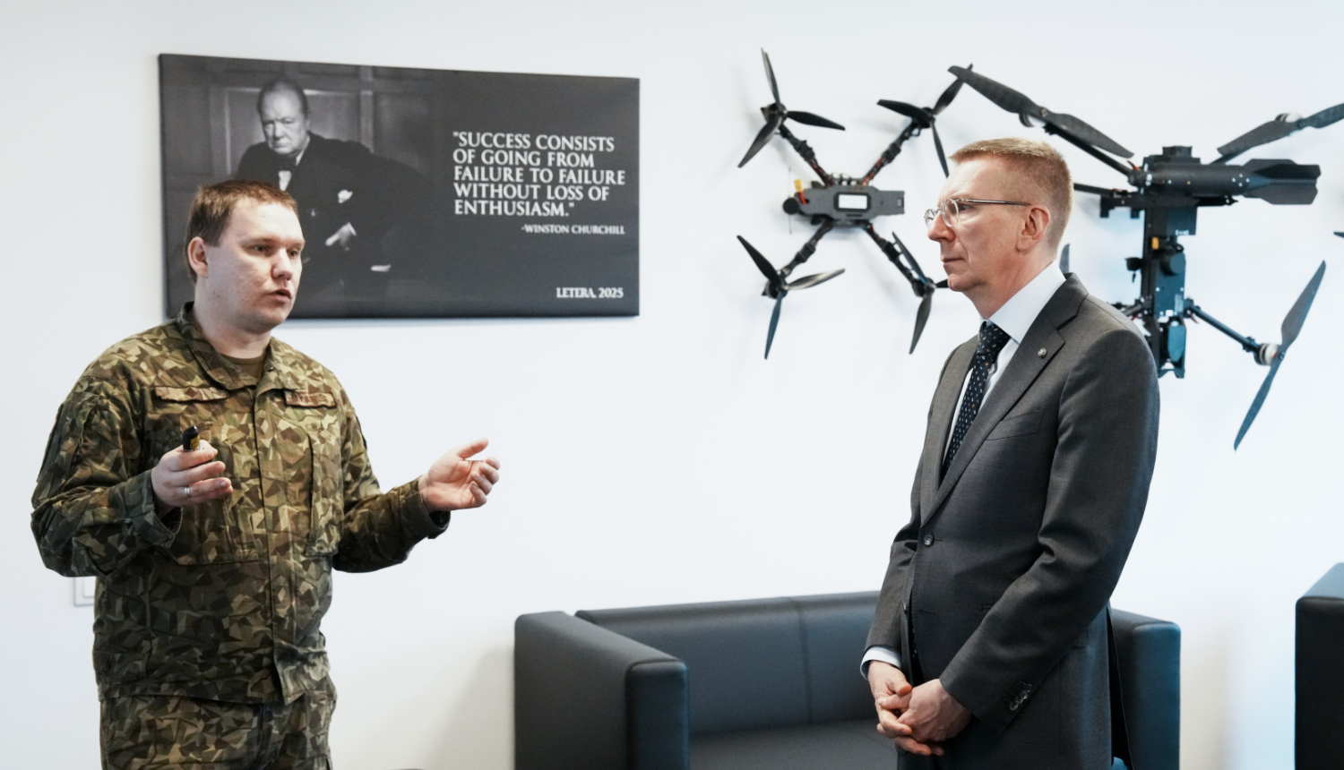 Valsts prezidents Edgars Rinkēvičs apmeklē Autonomo sistēmu kompetences centru