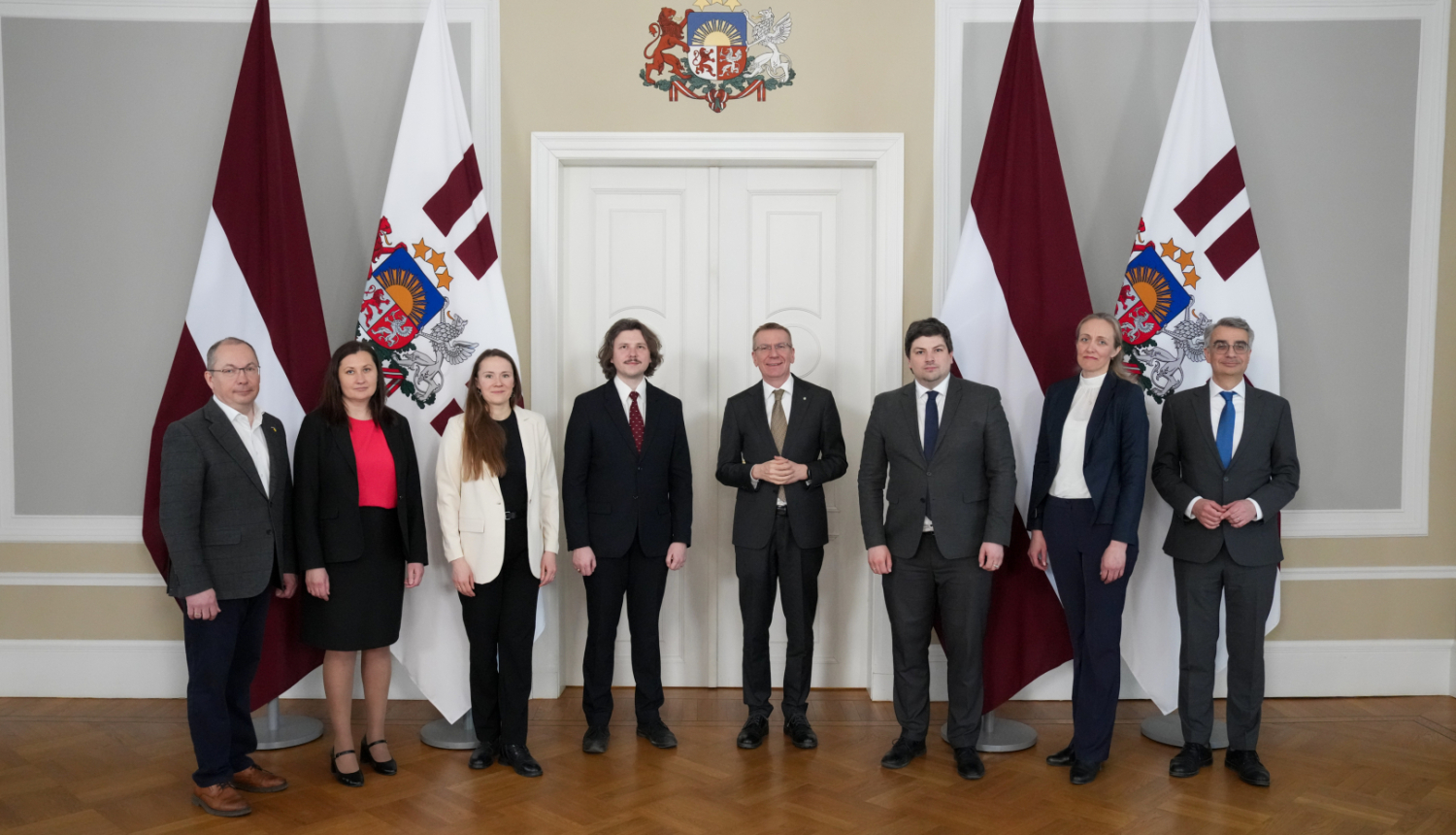 Valsts prezidents tiekas ar Valsts konkurētspējas komisijas locekļiem