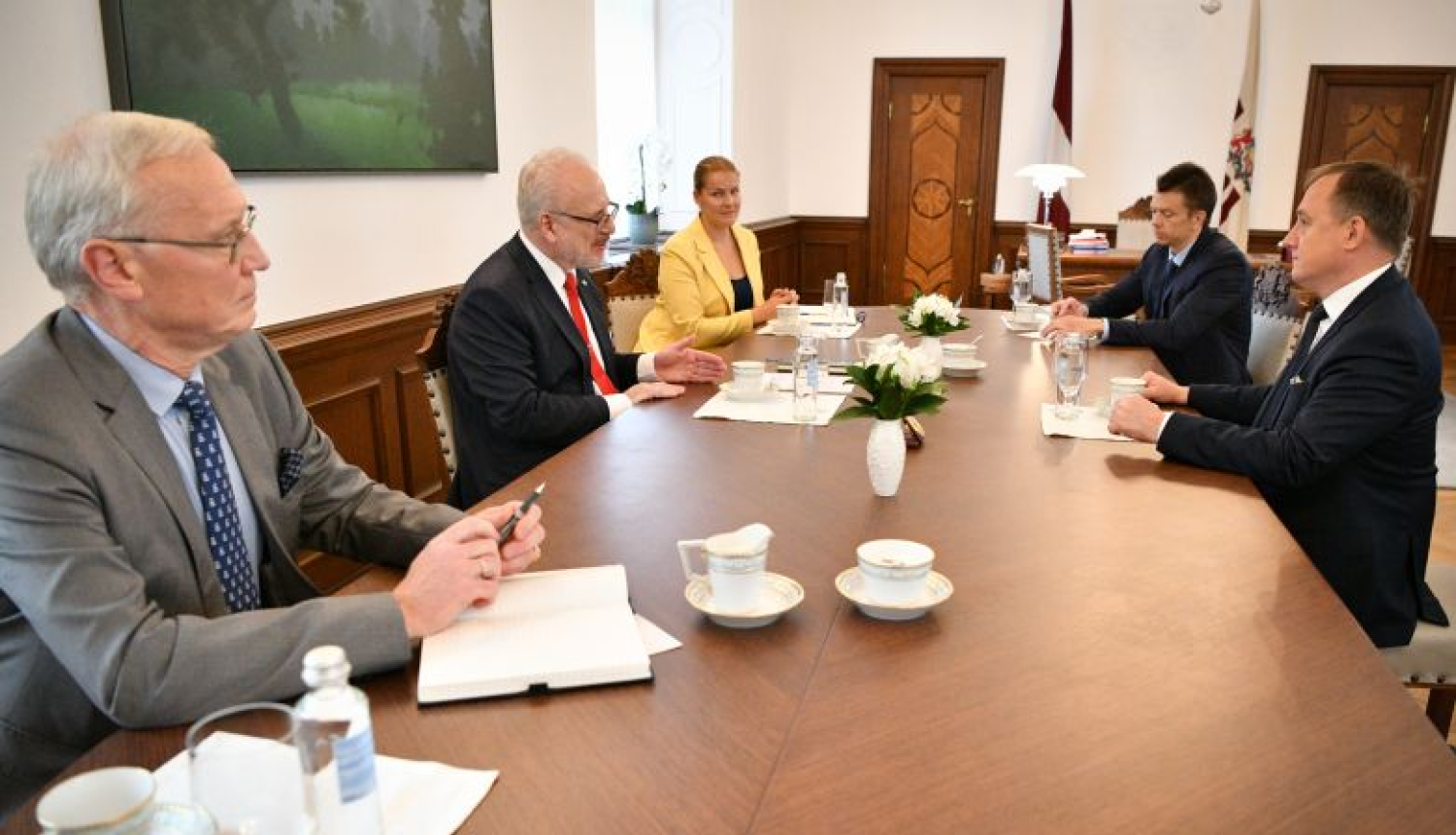 Valsts prezidents un Latvijas Bankas prezidents: digitalizācija un zaļā ekonomika ir potenciāls valsts ilgtermiņa attīstībai un konkurētspējai