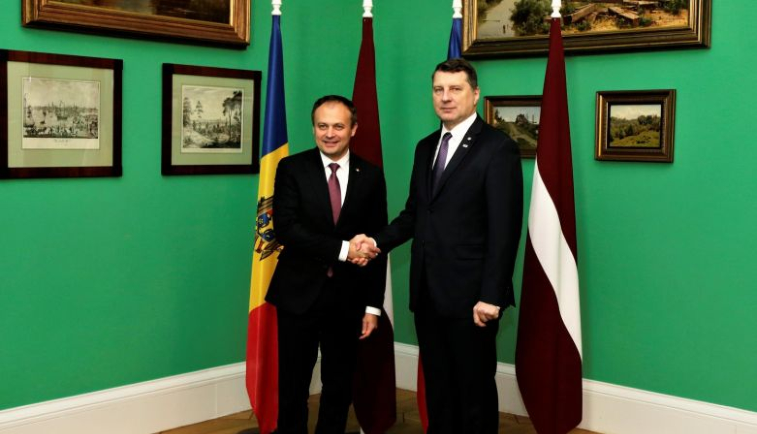 Valsts prezidents: Moldovas parlamentam ir būtiska loma, lai veicinātu reformu virzību valstī