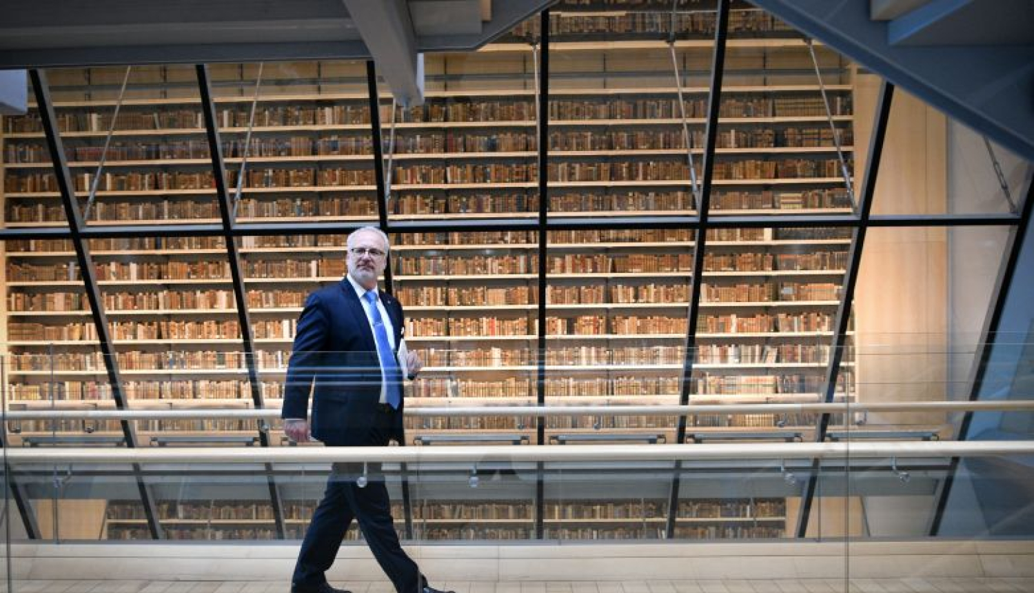 Latvijas Nacionālā bibliotēka aicina Valsts prezidentu kļūt par pirmās latviski izdotās grāmatas 500-gades notikumu patronu
