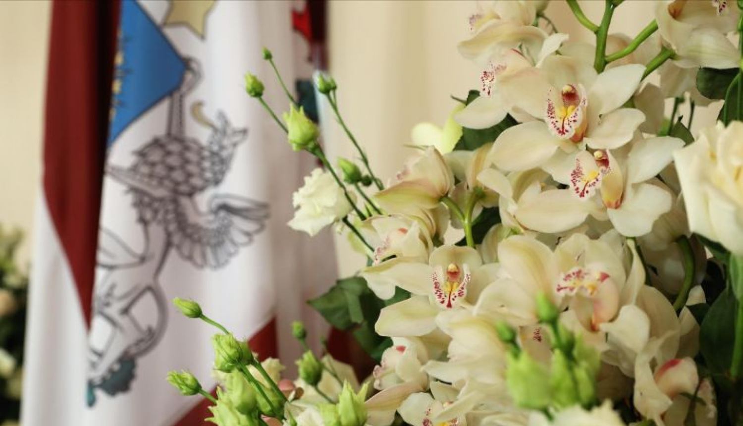 Valsts prezidents Rīgas pilī pasniedz augstākos Latvijas valsts apbalvojumus