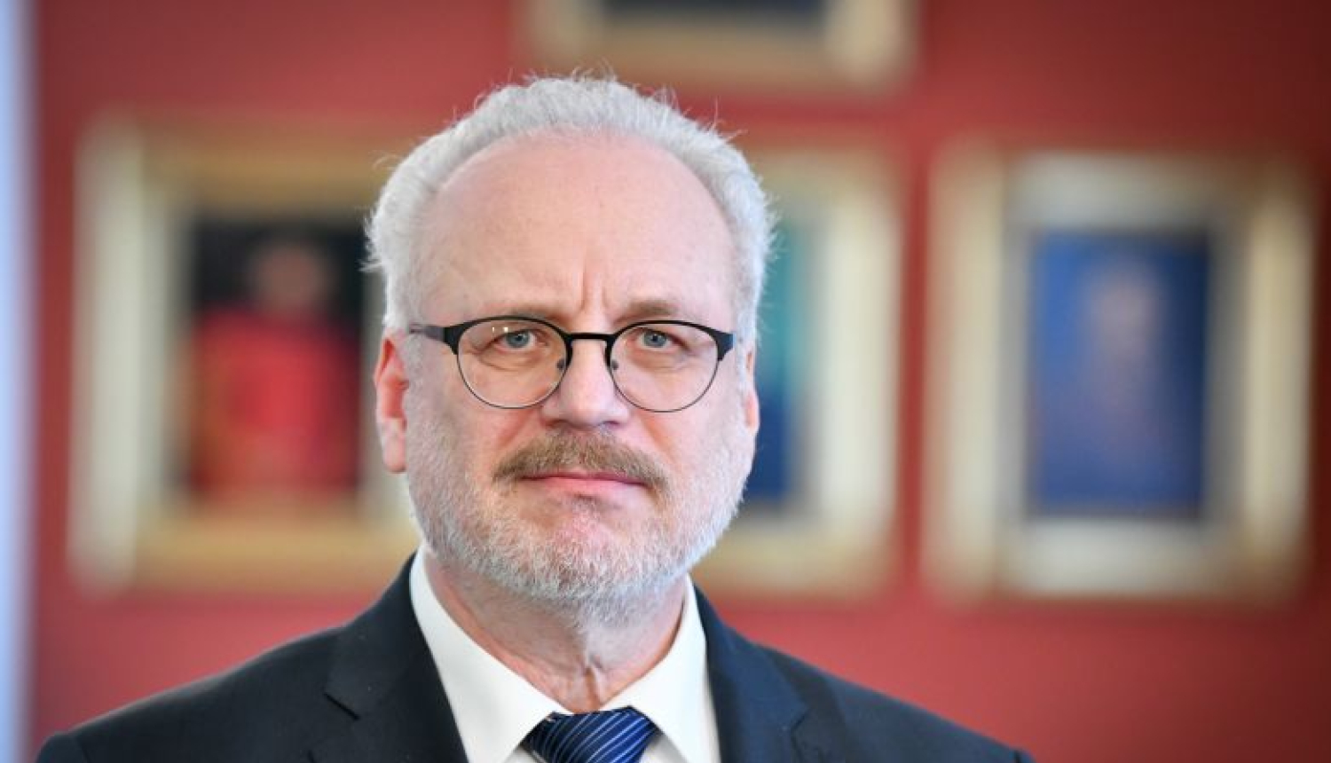 Valsts prezidents: ārkārtējās situācijas ieviešana ir nepieciešama gan lai ierobežotu pandēmiju, gan lai pasargātu ekonomiku no straujākas lejupslīdes