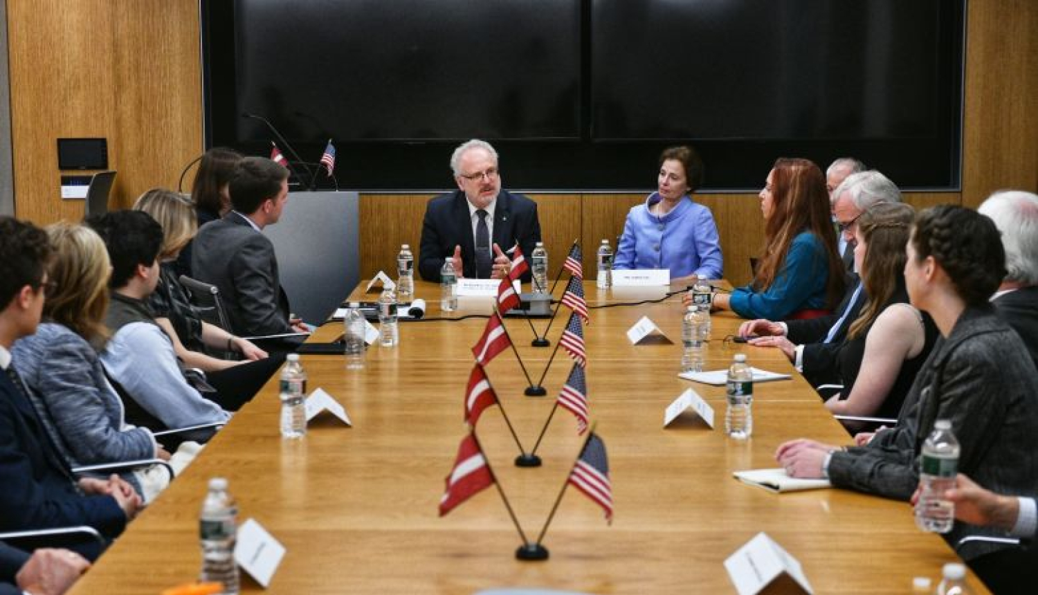 Valsts prezidents tiekas ar Prinstonas Universitātes studentiem un mācībspēkiem