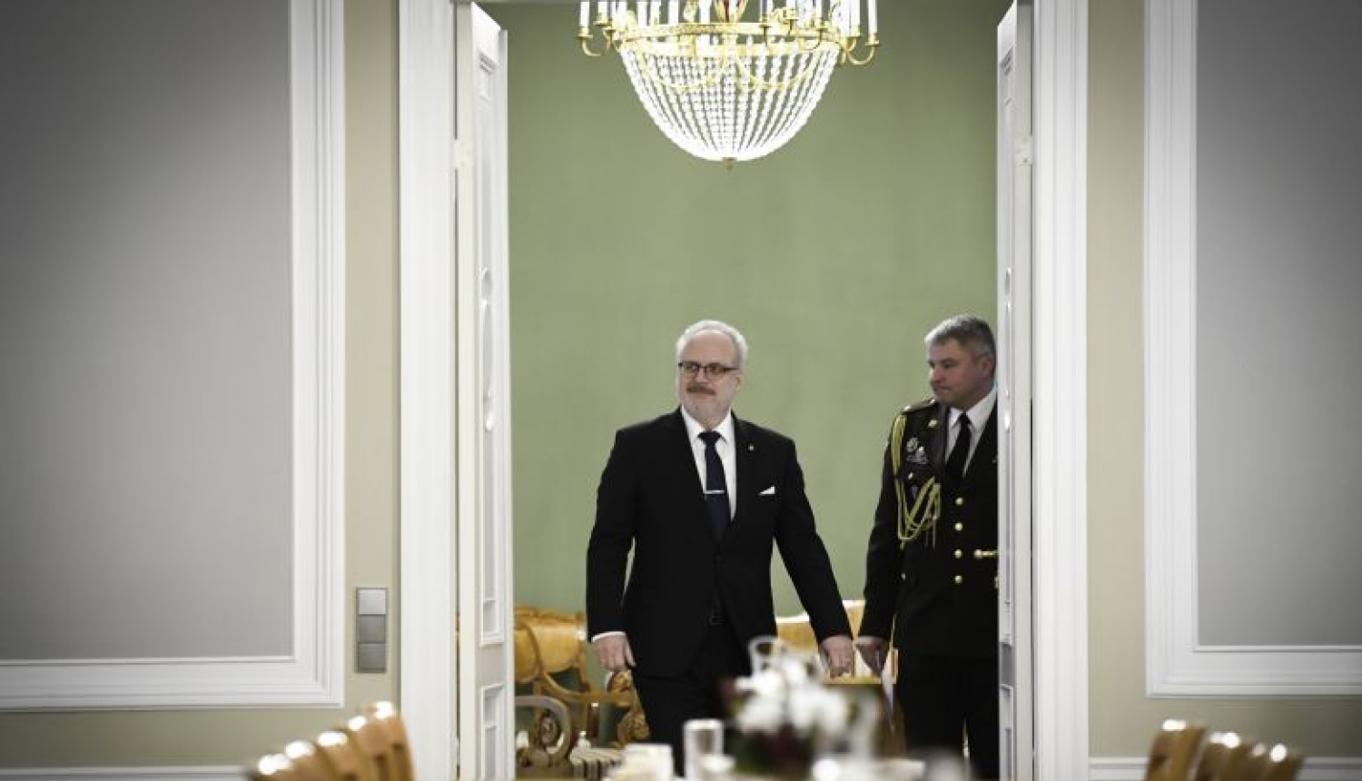 Rīgas pilī šodien apspriesti aktuālākie valsts ārpolitikas, aizsardzības un drošības politikas temati