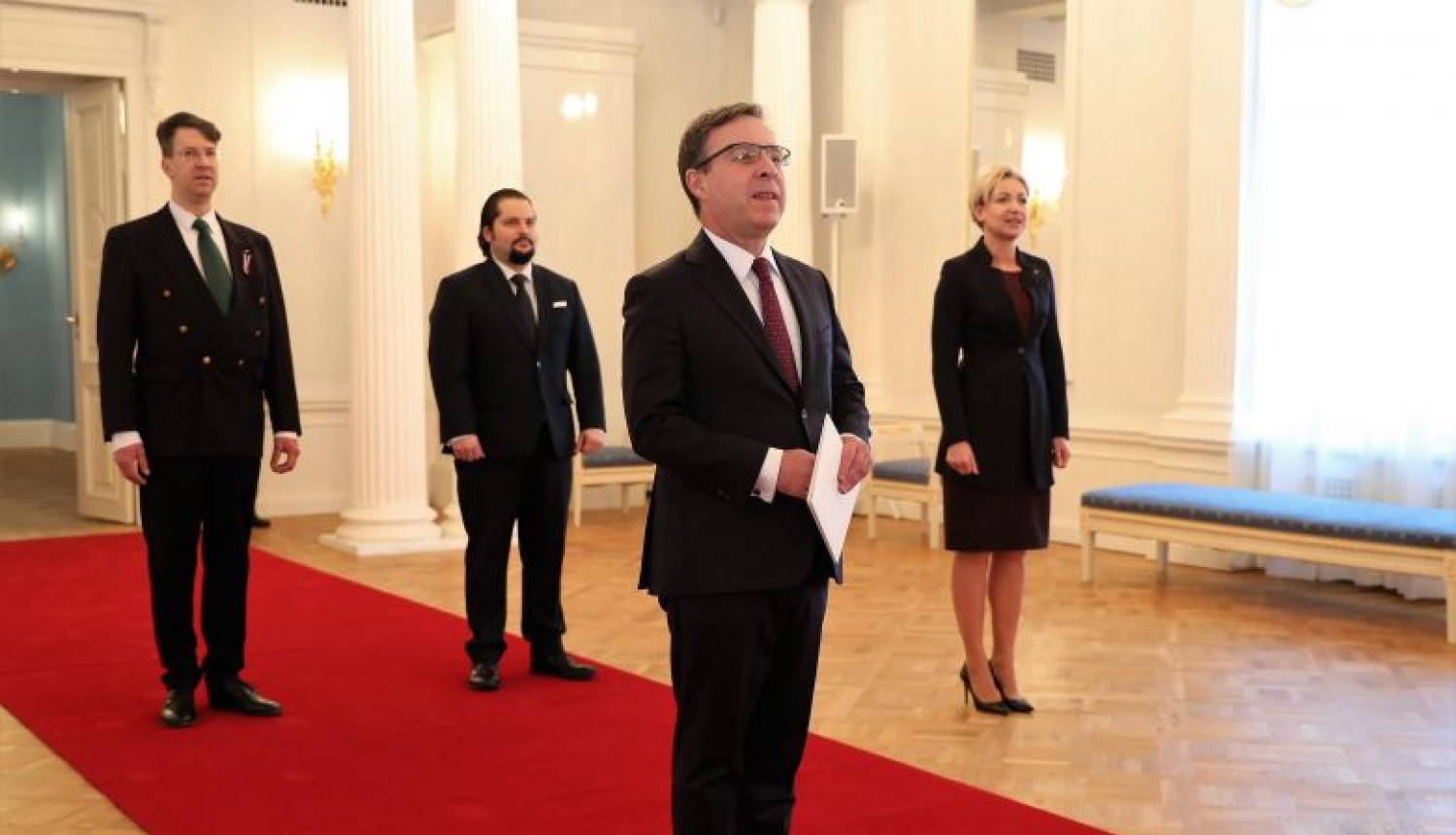 Valsts prezidents darbam Latvijā akreditē Čīles un Japānas vēstniekus