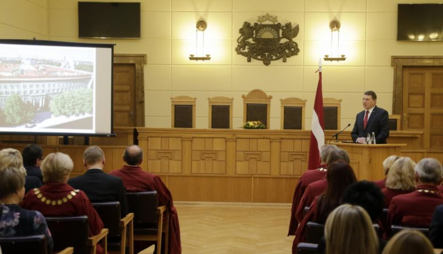 Valsts prezidents: Augstākajai tiesai ir jābūt paraugam citām tiesām un visai juristu sabiedrībai