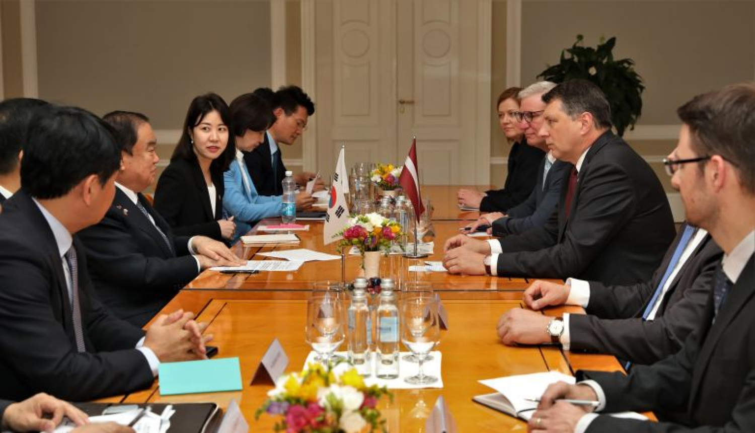 Valsts prezidents tiekas ar Korejas Republikas Nacionālās asamblejas priekšsēdētāju