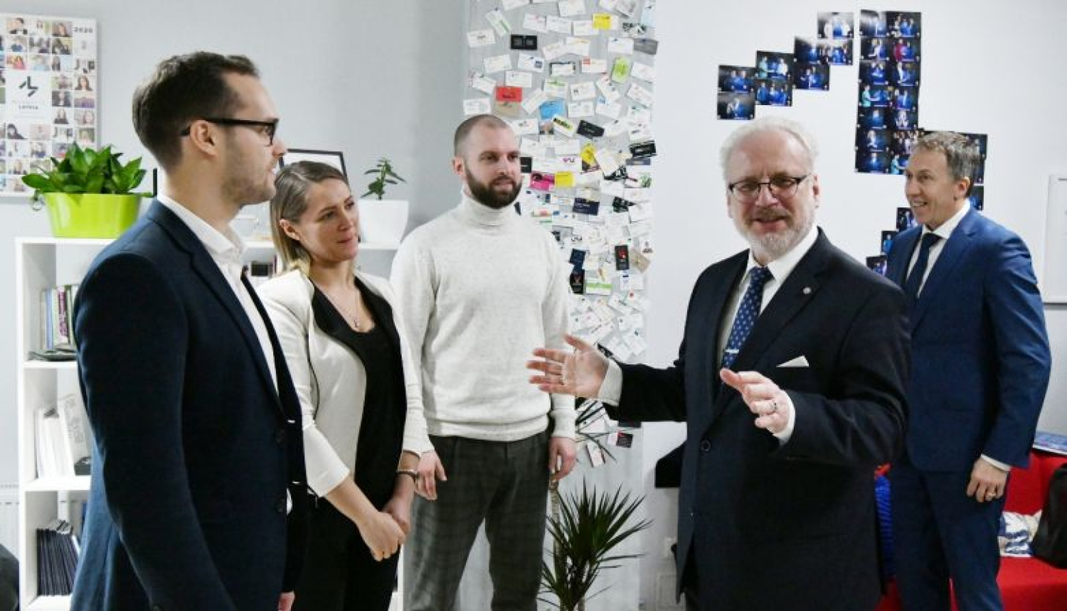 Valsts prezidents atzinīgi novērtē jauno uzņēmēju modernos un drosmīgos projektus Liepājas Biznesa inkubatorā