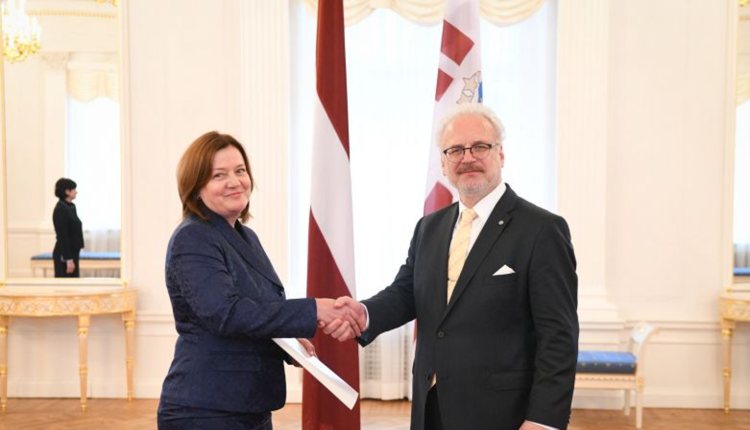 Valsts prezidents pasniedz akreditācijas vēstuli Latvijas Republikas ārkārtējai un pilnvarotajai vēstniecei Ķīnas Tautas Republikā