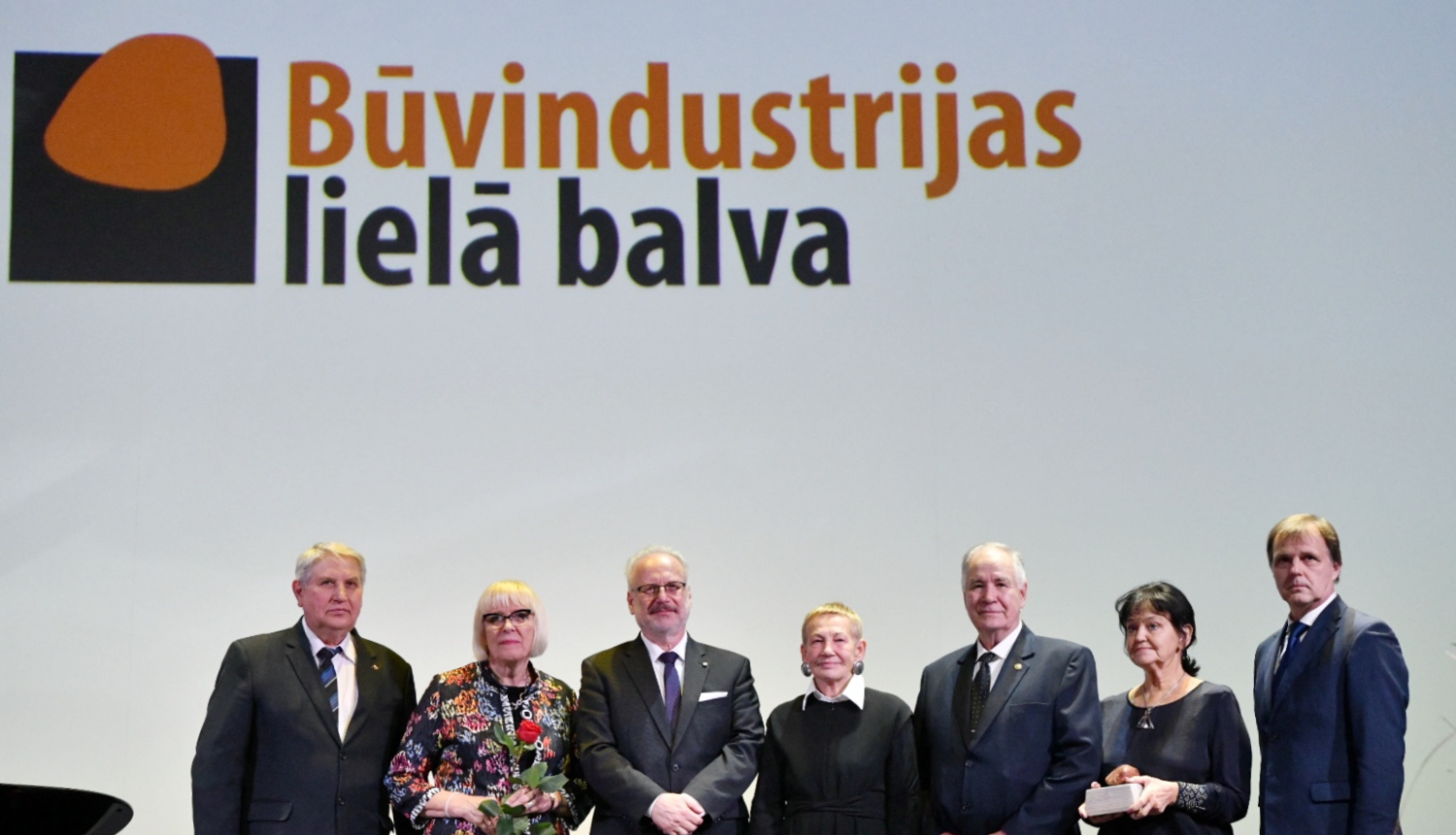 kopbilde ar laureātiem