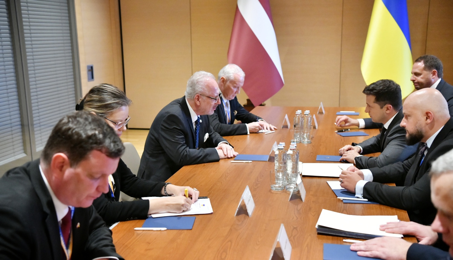 Valsts prezidents Egils Levits un Ukrainas prezidents Volodimirs Zelenskis