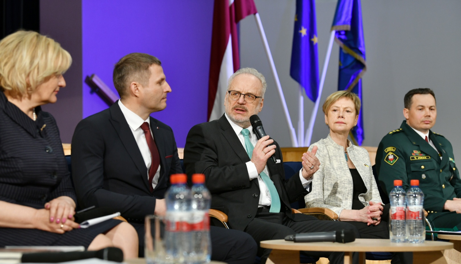 Egils Levits diskusijā