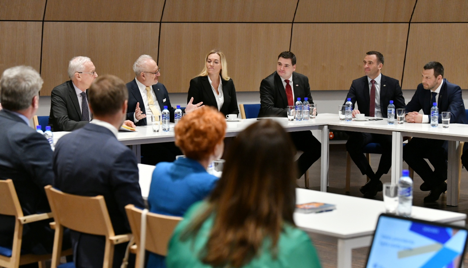 18.04.2023. Tikšanās ar biedrības “Rīgas metropole” pašvaldību pārstāvjiem. 