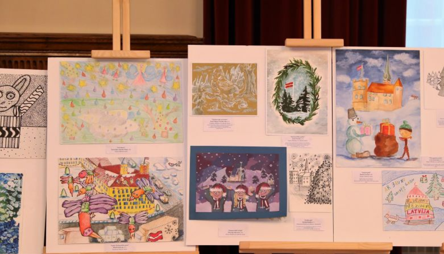 Rīgas pilī sveic Valsts prezidenta Ziemassvētku kartītes dizaina konkursa labāko darbu autorus