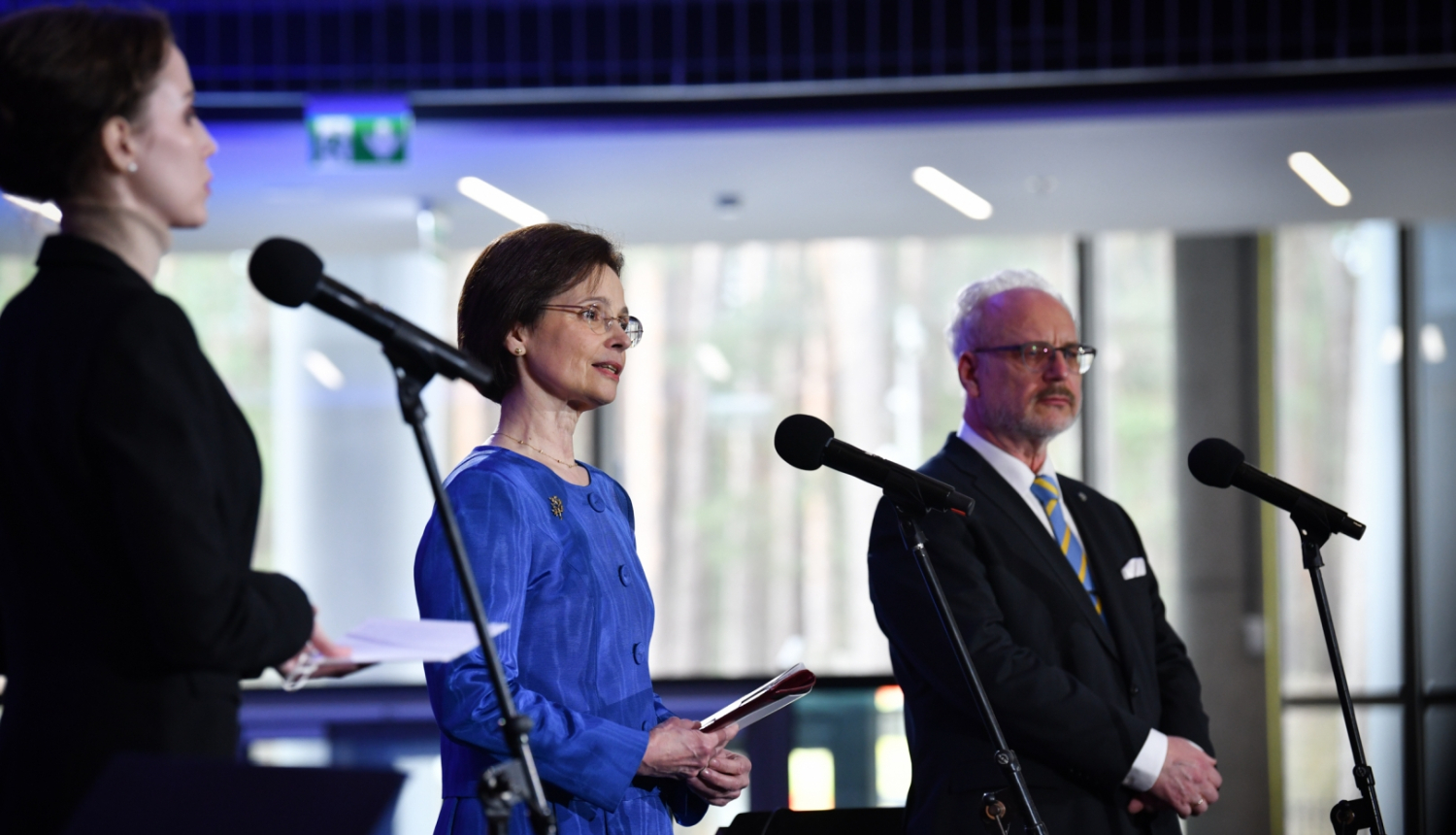 Valsts prezidents Egils Levits un Andra Levite piedalās atbalsta koncertā ukraiņu bēgļu ģimenēm ar bērniem "Palīdzi celties!"