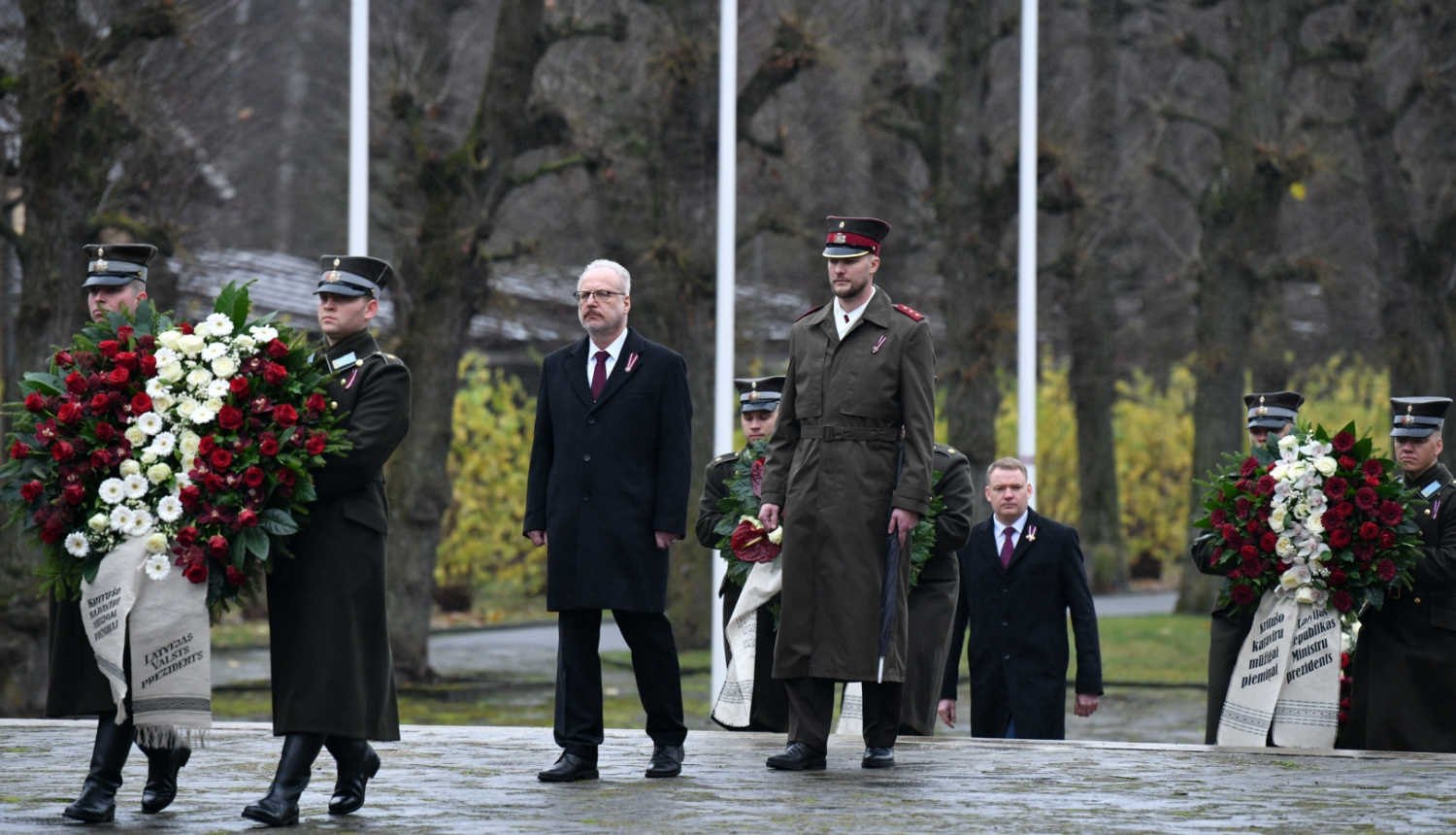 11.11.2022. Valsts prezidents Egils Levits piedalās Lāčplēša dienai veltītajos pasākumos Rīgas Domā un Rīgas Brāļu kapos