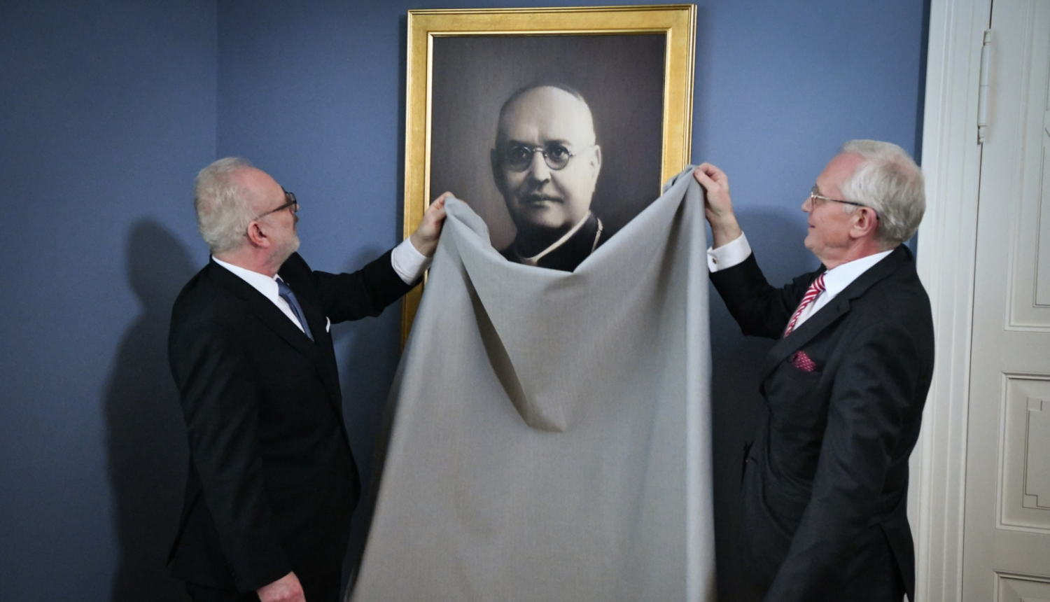 14.11.2022. Valsts prezidenta institūcijai 100. Valsts prezidenta vietas izpildītāju Paula Kalniņa un Jāzepa Rancāna portretu atklāšana