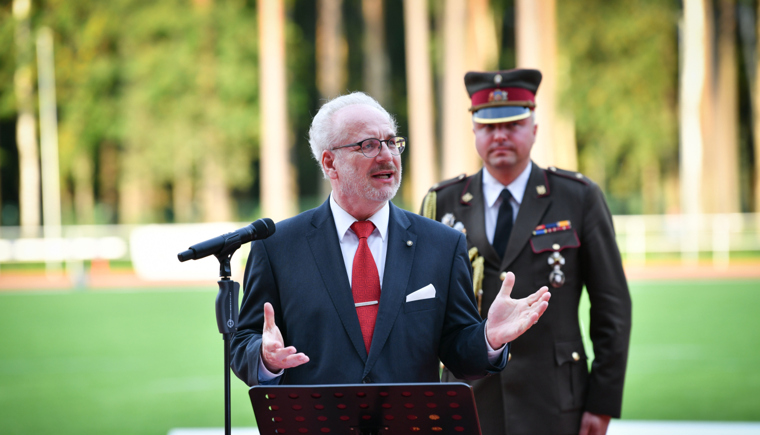 Egils Levits saka uzrunu Jāņa Daliņa stadionā