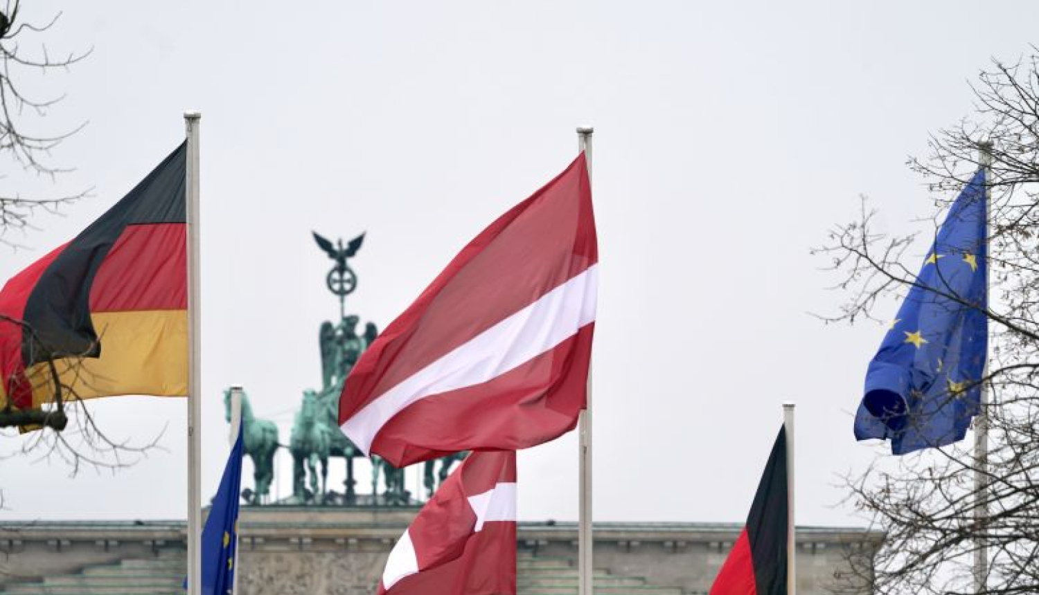 Valsts prezidents Raimonda Vējoņa preses paziņojums pēc tikšanās ar  Vācijas federālo prezidentu Franku Valteru Šteinmeieru Berlīnē