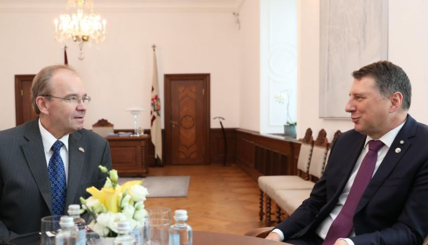 Valsts prezidents tiekas ar Latviešu Nacionālās apvienības Kanadā prezidentu