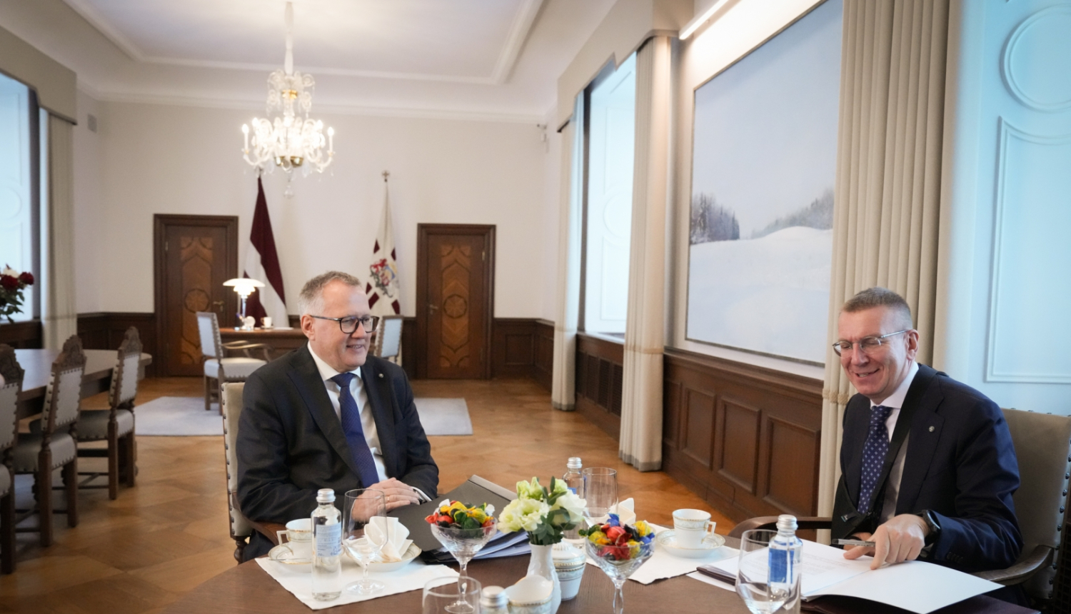 04.10.2024. Valsts prezidenta Edgara Rinkēviča tikšanās ar finanšu ministru Arvilu Ašeradenu