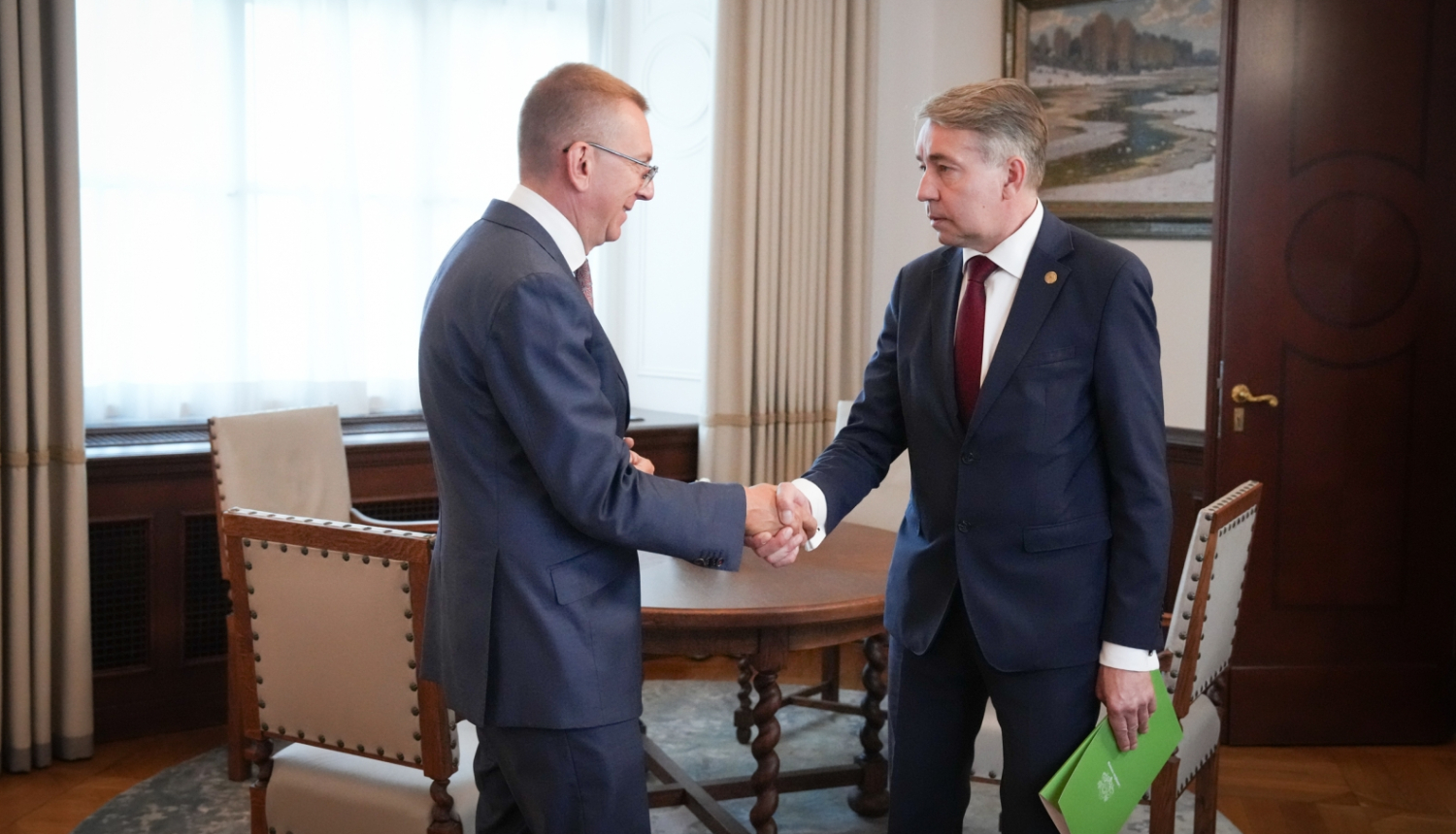 05.09.2024. Valsts prezidenta Edgara Rinkēviča tikšanās ar labklājības ministru Uldi Auguli