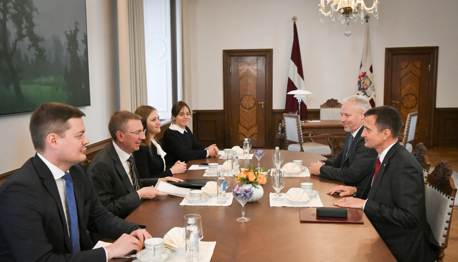 27.10.2023. Valsts prezidenta Edgara Rinkēviča tikšanās ar zemkopības ministru Armandu Krauzi