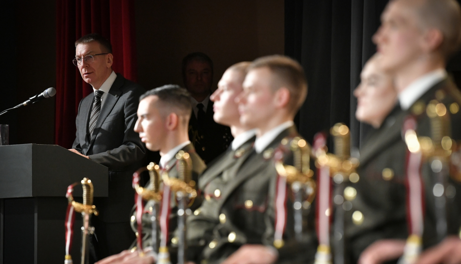 15.02.2024. Valsts prezidenta Edgara Rinkēviča dalība Latvijas Nacionālās aizsardzības akadēmijas profesionālās bakalaura studiju programmas “Sauszemes spēku militārā vadība” kadetu izlaidumā