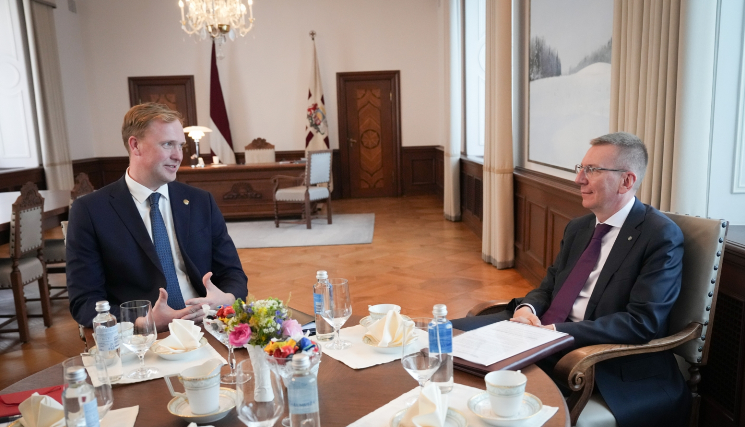 06.06.2024. Valsts prezidenta Edgara Rinkēviča tikšanās ar ekonomikas ministru Viktoru Valaini