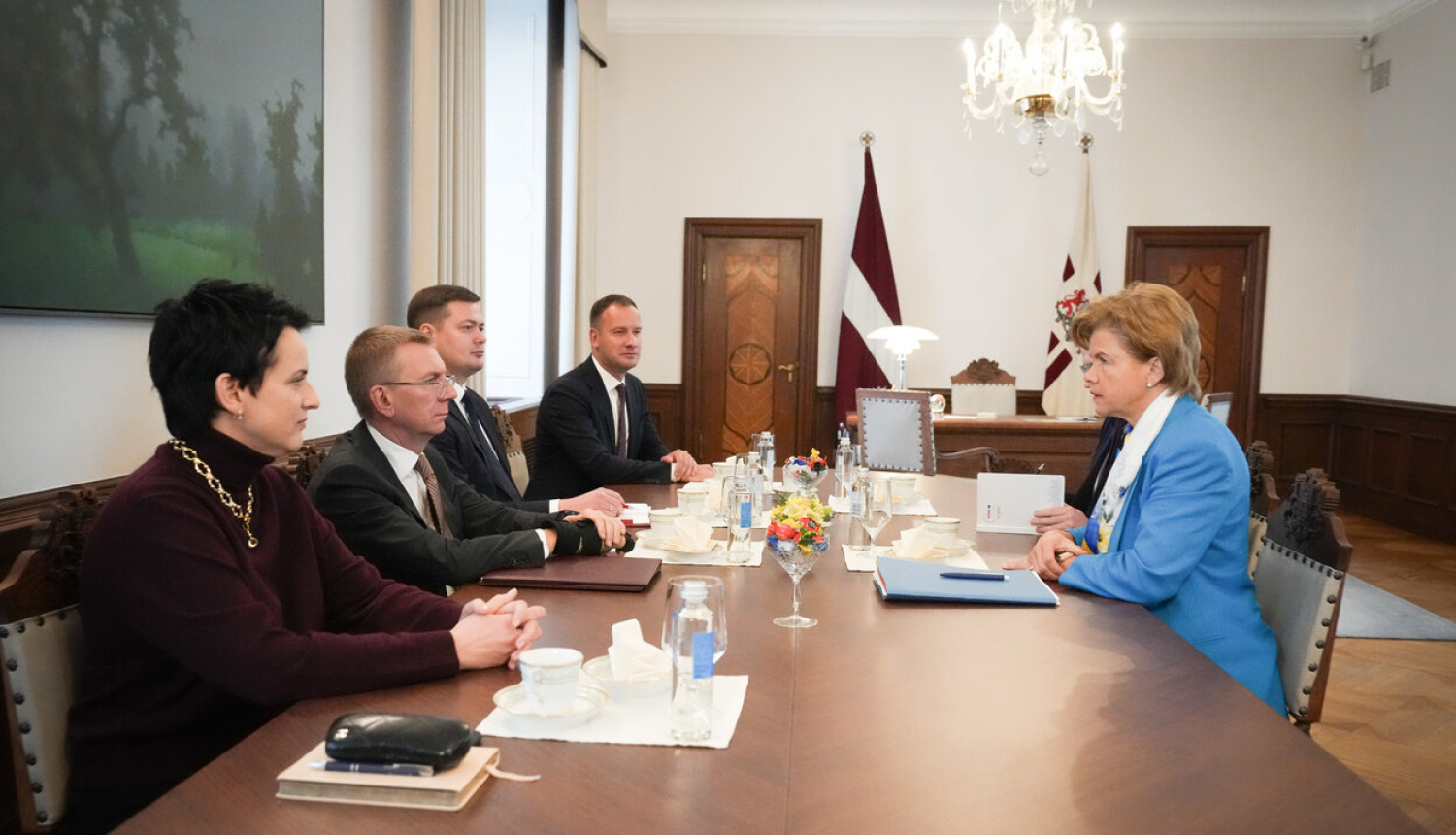 24.10.2024. Valsts prezidenta Edgara Rinkēviča tikšanās ar ārlietu ministri Baibu Braži