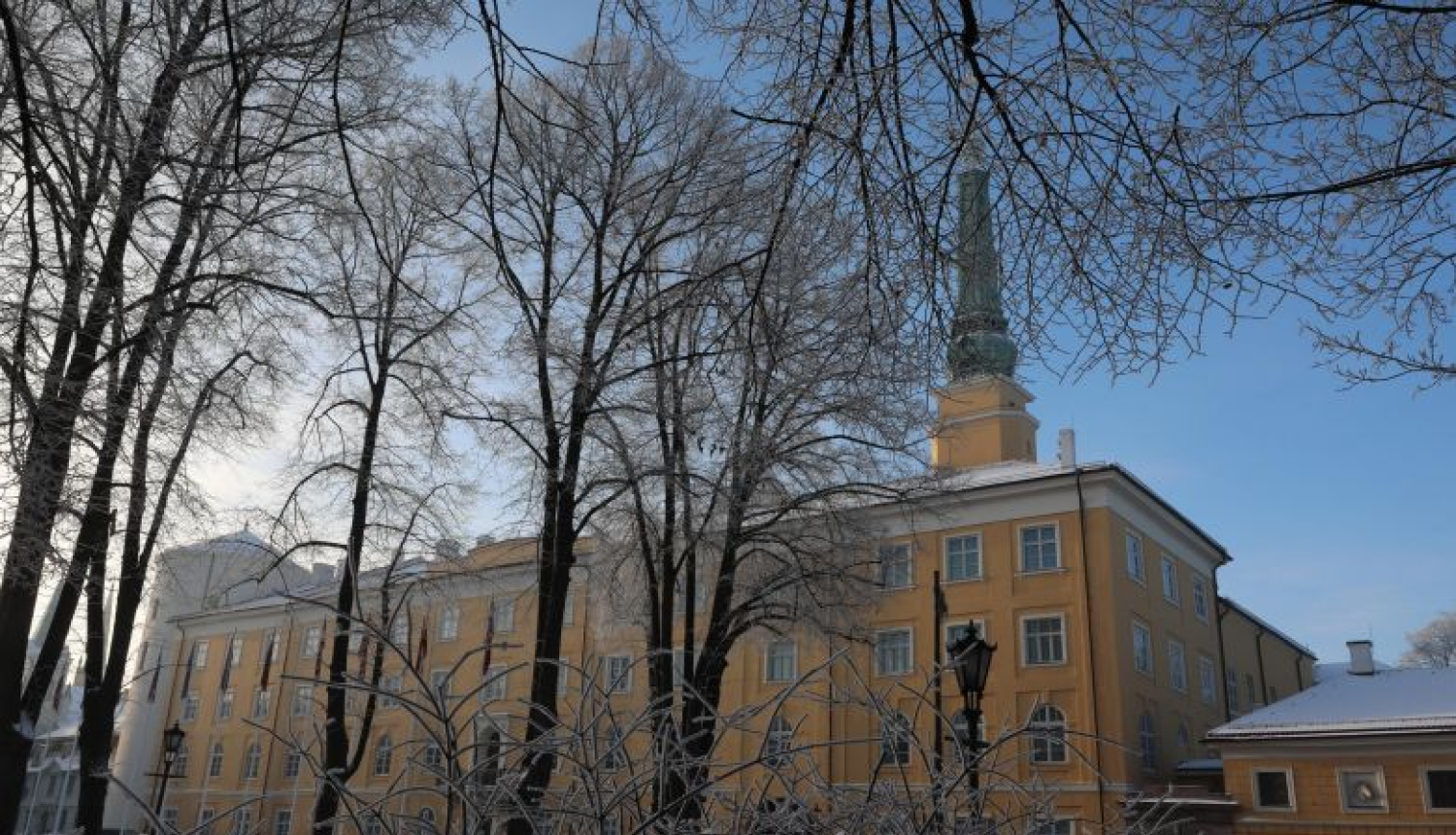 Valsts prezidenta darbu Ēnu dienā iepazīs 13 jaunieši