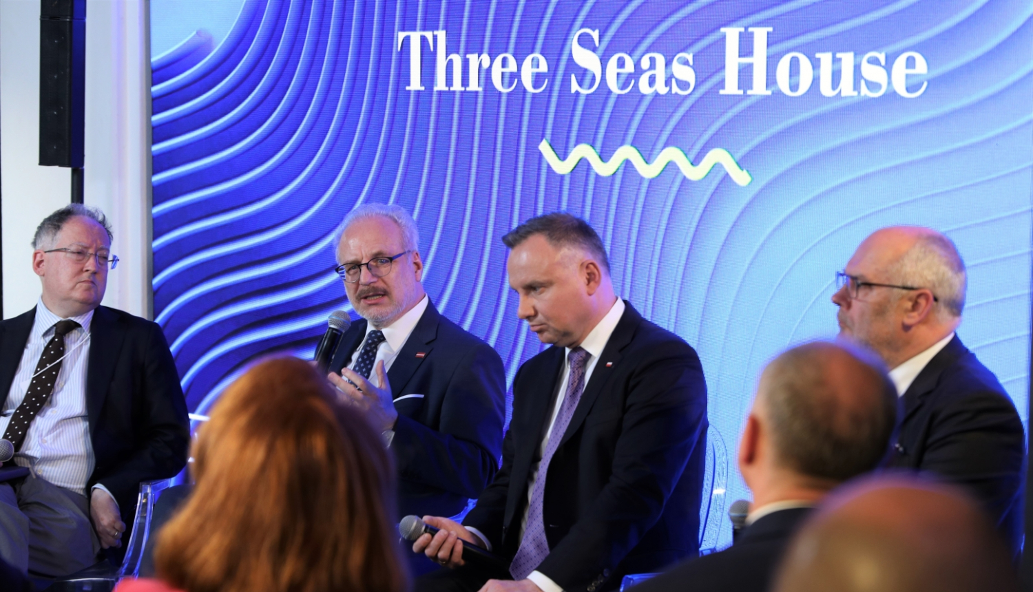 Egils Levits, Andžejs Duda un Alars Karis diskusijā