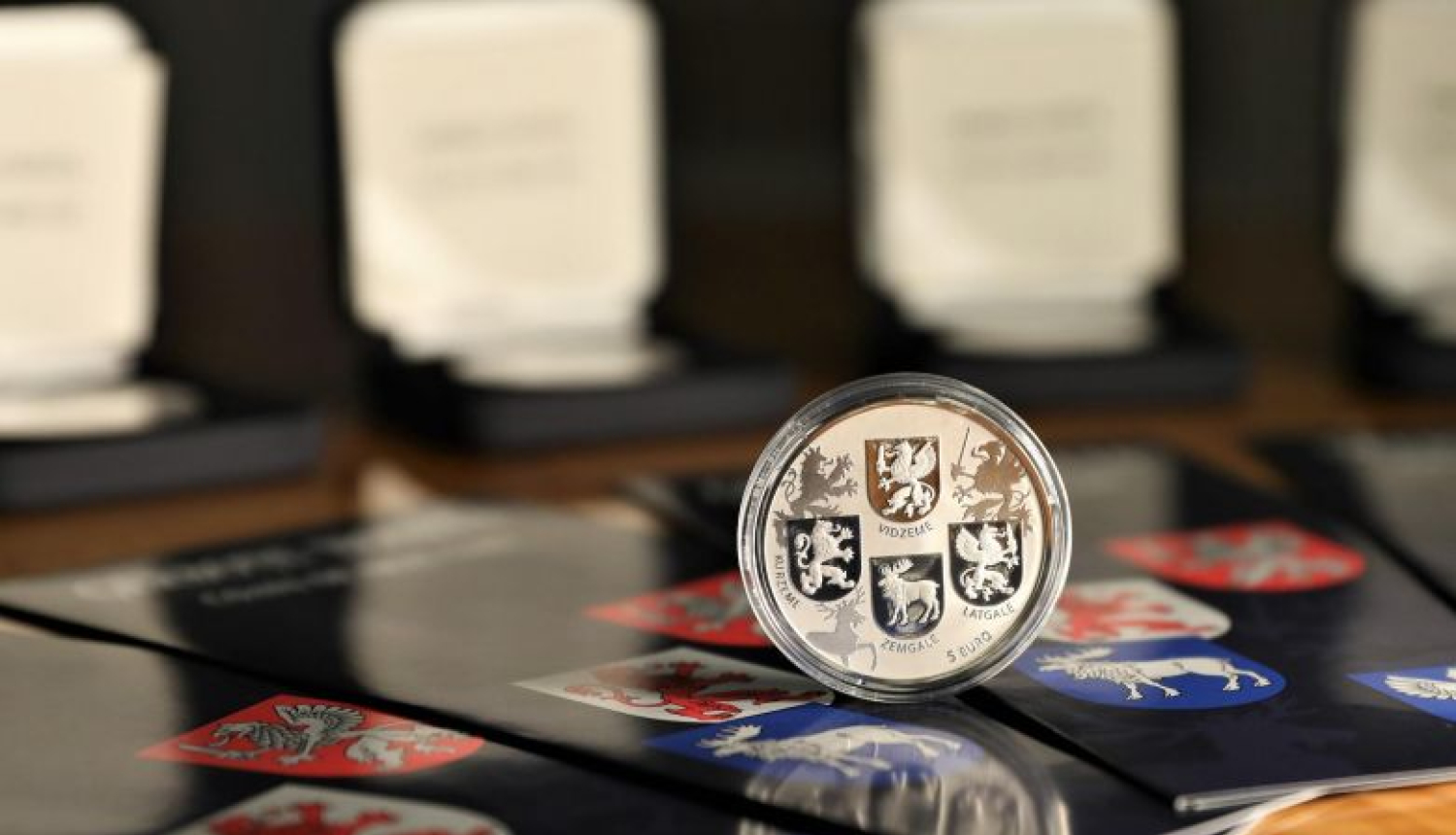 Valsts prezidents piedalās Latvijas simtgades jubilejai veltītās “Ģerboņu monēta” atklāšanā