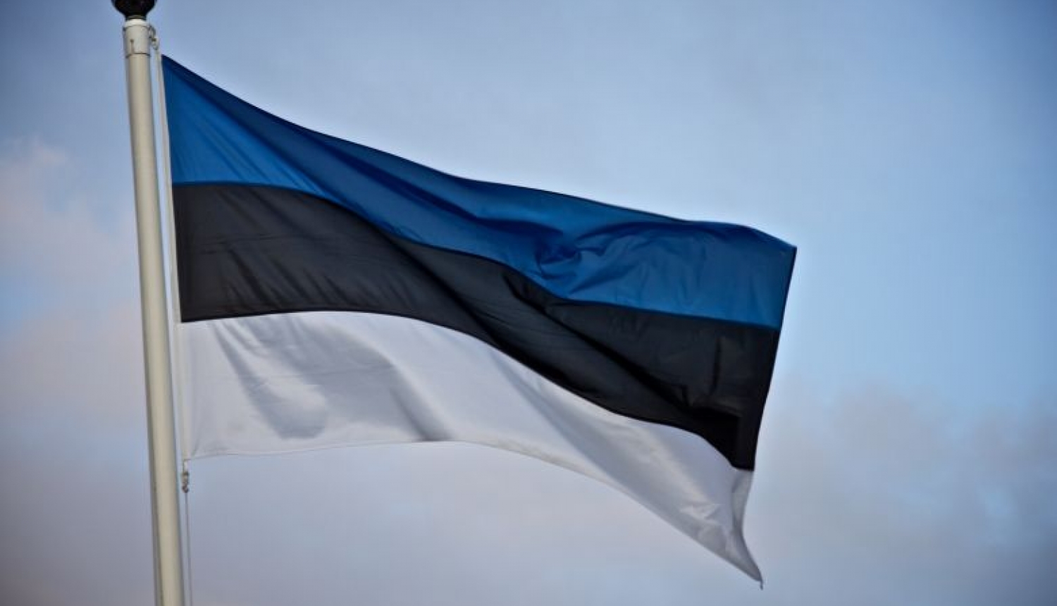 Ar Igaunijas prezidentes darba vizīti Rīgā simboliski iezīmē 100 gadu, kopš Latvija un Igaunija atzina viena otru de iure