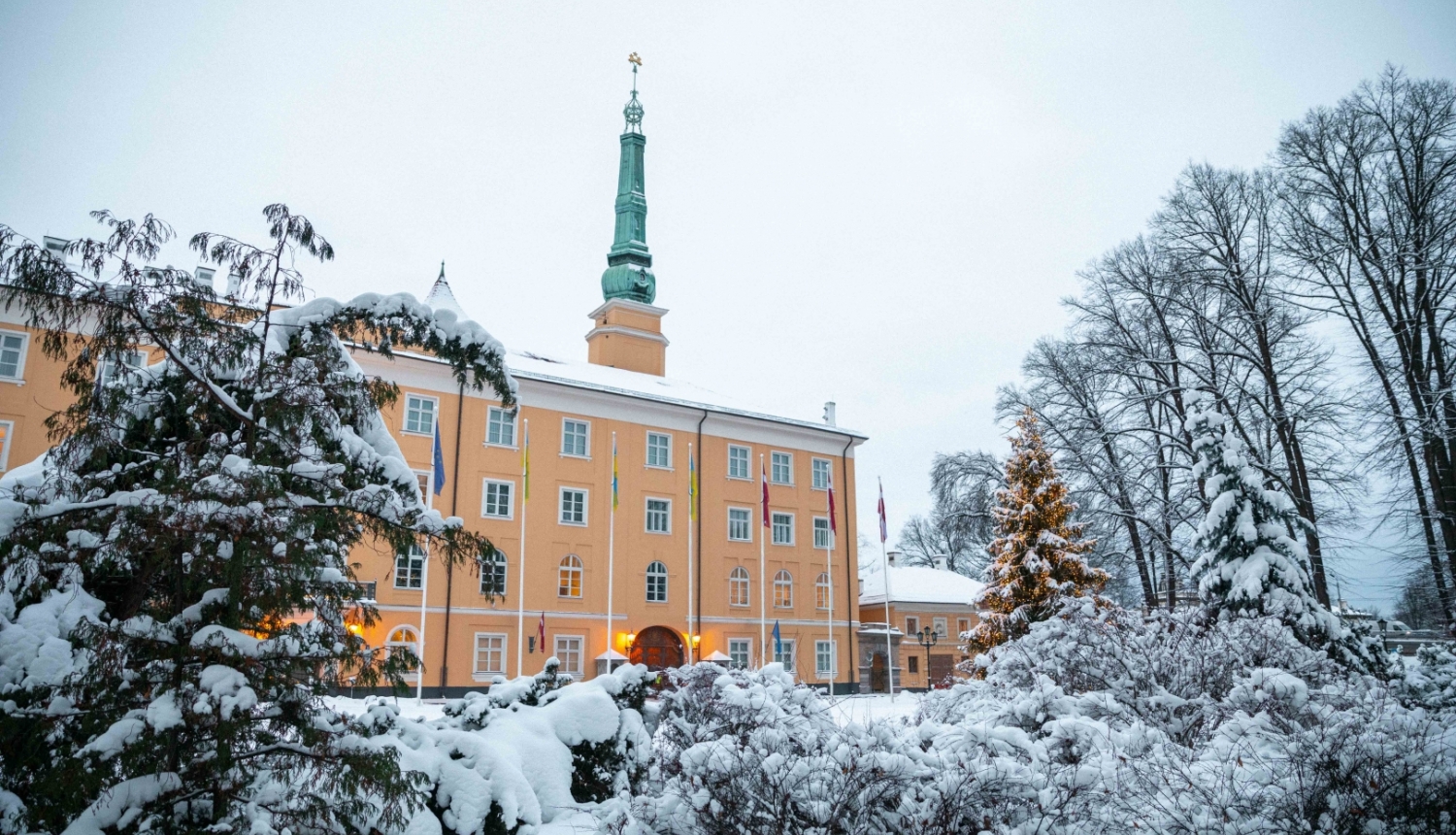 ziemas skats uz Rīgas pili